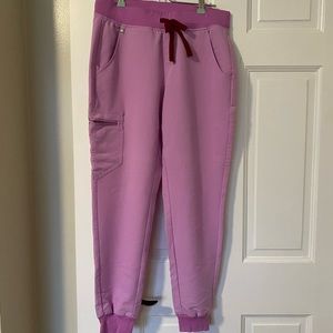 Zamora Figs scrub bottoms in size Small